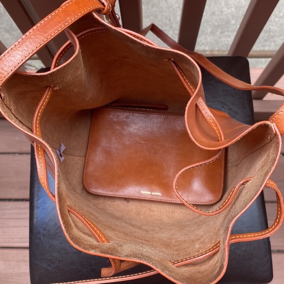 Mansur Gavriel Bucket Bag in Brandy/Brick with Raw Interior - Picture 4 of 16